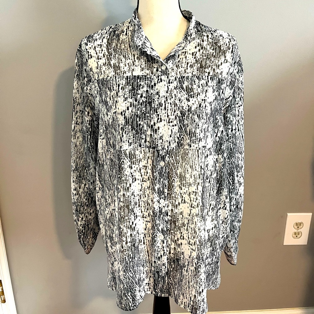 H&M Black and White Tunic Top Size 8